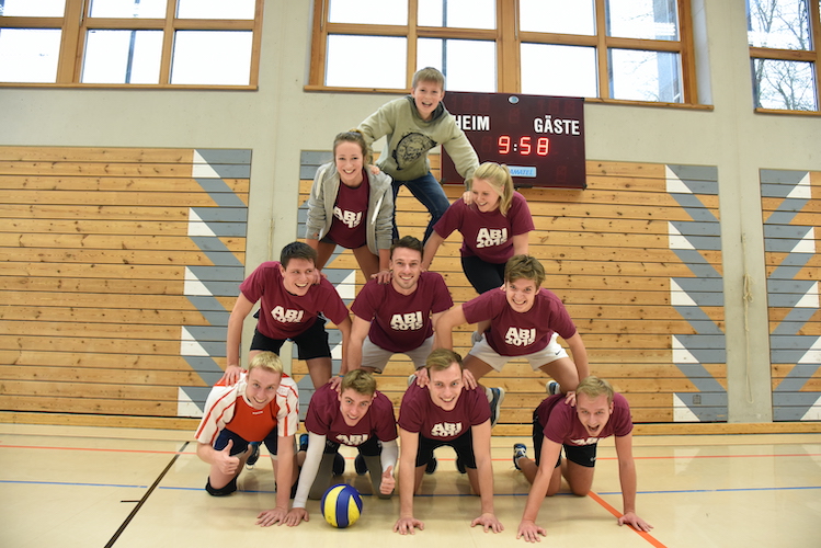 Volleyballweihnachtsturnier mit den Ehemaligen